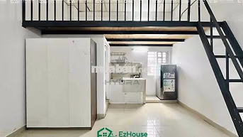 Nhà đẹp đi bộ qua đh Hồng Bàng,sát bên đh Văn Hiến rộng rãi
