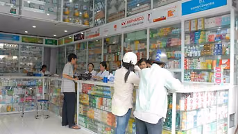 Tôi bán lỗ 2ty,mặt tiền Phạm Hùng,Q8,5.5x17m,thuê 40tr/th,16ty hơn