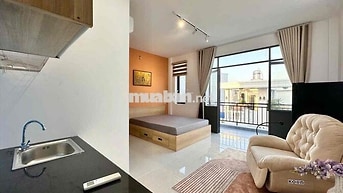 CHO THUÊ CĂN HỘ DỊCH VỤ FULL NỘI THẤT MỚI 100% NGAY CÔNG VIÊN LÀNG HOA