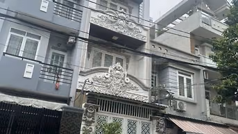 NHà Khu Tên Lửa giá chỉ 10ty5 còn tl