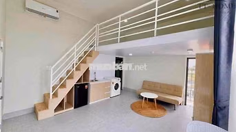 Cho thuê căn hộ duplex ban rộng 40m2 chỉ 6tr2 gần LOTTE MART, RMIT,TĐT