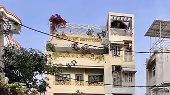 Dòng Tiền Tận 40Tr Nhà HXH Nguyễn Chí Thanh, Quận 5. Giá 4Tỷ110/150m2