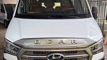 Hyundai Solati Dcar 2019 12 chỗ Trắng