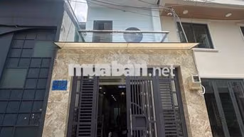 Cho thuê nhà nguyên căn cọc 1 tt 1 chính chủ ban công view Landmark 81