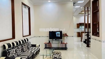 Nhà Hiệp Thành , gần Vòng xoay Hiệp Thành  , 1 trệt 2 Lầu 6pn sẵn nt