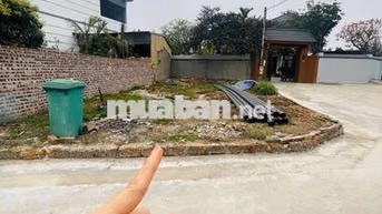 Bà c gái cần thanh khoản gấp lô góc 120m  Bình Yên cho con đi du học