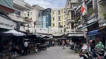 Chính chủ bán nhà mặt tiền hẻm Chợ Phường 25 cách Ung Văn Khiêm 50m