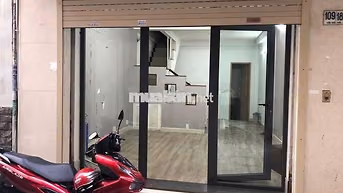 nhà nc sát mt hxh tr 2 lầu 4pn 3vs trần Khắc Chân Q1