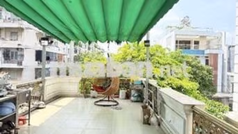 🔥 2 MT HẺM ÔTÔ – VF3 ĐỖ CỬA – GẦN ĐH CÔNG THƯƠNG – KINH DOANH TỐT