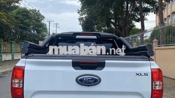 Ford Ranger XLS 4x2 2024 Tự động Trắng