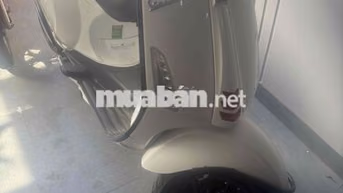 Piaggio Vespa Sprint 2000km Trắng Tự động
