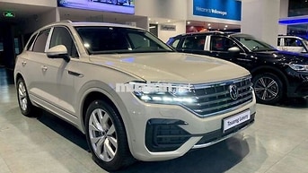 Volkswagen Touareg Luxury 2.0 TSI 2023 Trắng