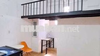 PHÒNG CÓ GÁC CS TRỜI THANG MÁY MỚI TINH GIÁ RẺ SẴN NT GẦN HUIT VHU