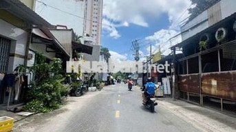 MT Lê Quát-Lũy Bán Bích Đầm Sen 2 tầng 4X9M đường nhựa 8m thông hơn 4T