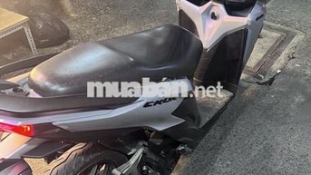 Honda Vario 125i Xám