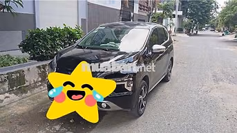 Mitsubishi Xpander 7 chỗ màu Đen