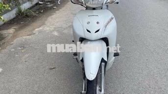 Honda Wave 100 2013 Trắng. Máy bao im như xe điện
