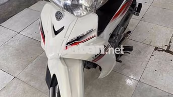 Yamaha Sirius Trắng Sài Gòn