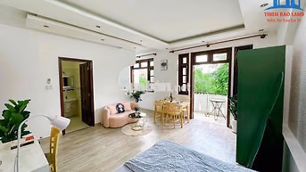 CHO THUÊ CHDV QUẬN 7 - FULL NỘI THẤT/ BAN CÔNG. ĐỐI DIỆN ĐH RMIT, TDTU