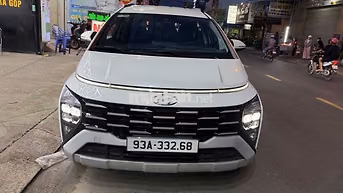 Hyundai Stargazer SX 2025 Trắng 7 chỗ 19.000 km