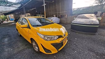 Toyota Vios 2019bản E Số sàn màu vàng gốc bạc