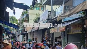 Bán nhà mặt tiền kinh doanh ngay chợ