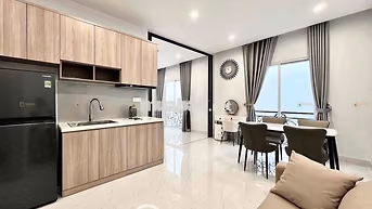 CHDV full nội thất 1pn và stu ban công ngay sân bay Tân Sơn Nhất