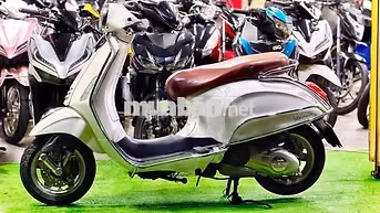Piaggio Vespa 3V Trắng