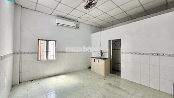 PHÒNG TRỌ GIÁ RẺ có tủ lạnh, máy lạnh, cửa sổ gần ĐHSG, KHTN, ĐHSP,...