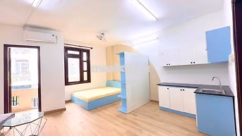 STUDIO BAN CÔNG CỬA SỔ FULL NỘI THẤT THANG MÁY NGAY CV GIA ĐINH