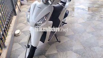 Honda Vision 2018 Trắng