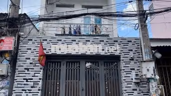 CHO THUÊ NHÀ LÊ THÚC HOẠCH 4 x 20 M ĐÚC 3 LẦU HẺM 6 M 