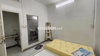 PHÒNG MỚI CHO THUÊ FULL NỘI THẤT - LẠC LONG QUÂN