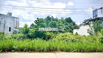 Gả gấp cho chủ mới đường Nhữ Tiến Hiền 230m2 có 200 thổ giá 745tr