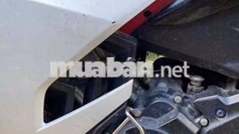 Yamaha Exciter Trắng, Đỏ, Đen