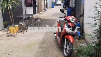 Bán nhà ngang 6m, đang cho Thuê