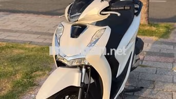Honda SH 2022 Trắng Tiết kiệm xăng