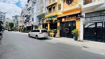 Bán nhà HXH Phường Vườn Lài Q10 dt: 8m x 5m 3 lầu 1ST giá 8 tỷ 2.