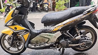 Yamaha Nouvo LX Vàng đen máy êm, điện đề đầy đủ
