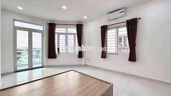 FULL NỘI THẤT - BAN CÔNG ( NHÀ MỚI 100% ) NẰM TẠI CUỐI DƯƠNG QUẢNG HÀM
