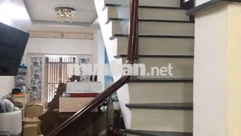 mặt đường 32 ông ích Khiêm hẻm 7m kd mọi nghành nghề 