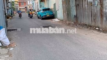 Nhà mặt tiền cấp 4 đường nhựa nhánh Phan Văn Hùm thông Hà Đặc chợ chó
