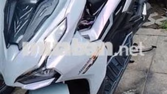 Honda Air Blade Trắng