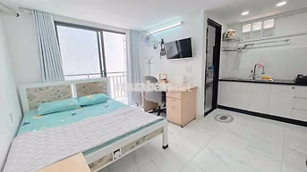 Căn Hộ Studio - 25m2 - Ban Công - Full Nội Thất - Thang Máy-phú nhuận