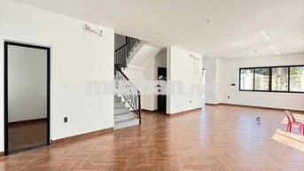 CHO THUÊ BIỆT THỰ GÓI 2 MỸ GIA ĐỐI DIỆN CÔNG VIÊN CHỈ 18TR/THÁNG