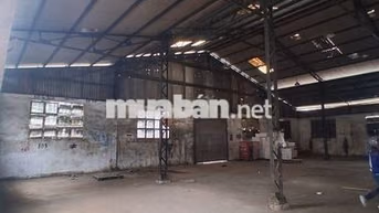 Cần cho thuê nhà xưởng 650 m2 gần ngã tư Bình Phước