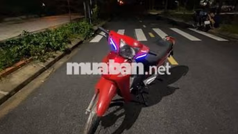 Honda 100CC màu Đỏ