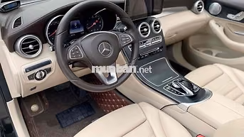 Mercedes-Benz GLC300 2017 Đen 150.000 km