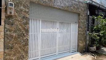 Nhà 5❌14 cấp 4 mới đẹp 2pn 1wc hẻm 3 gác gần nhà thờ lạc quang