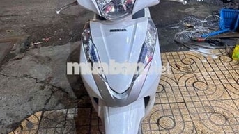 Honda Lead 125 Trắng